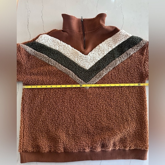 NWOTs Royal & Reese Teddy Bear Fleece Chevron Retro 80s 1/4 Zip Pullover Jacket - Picture 5 of 13